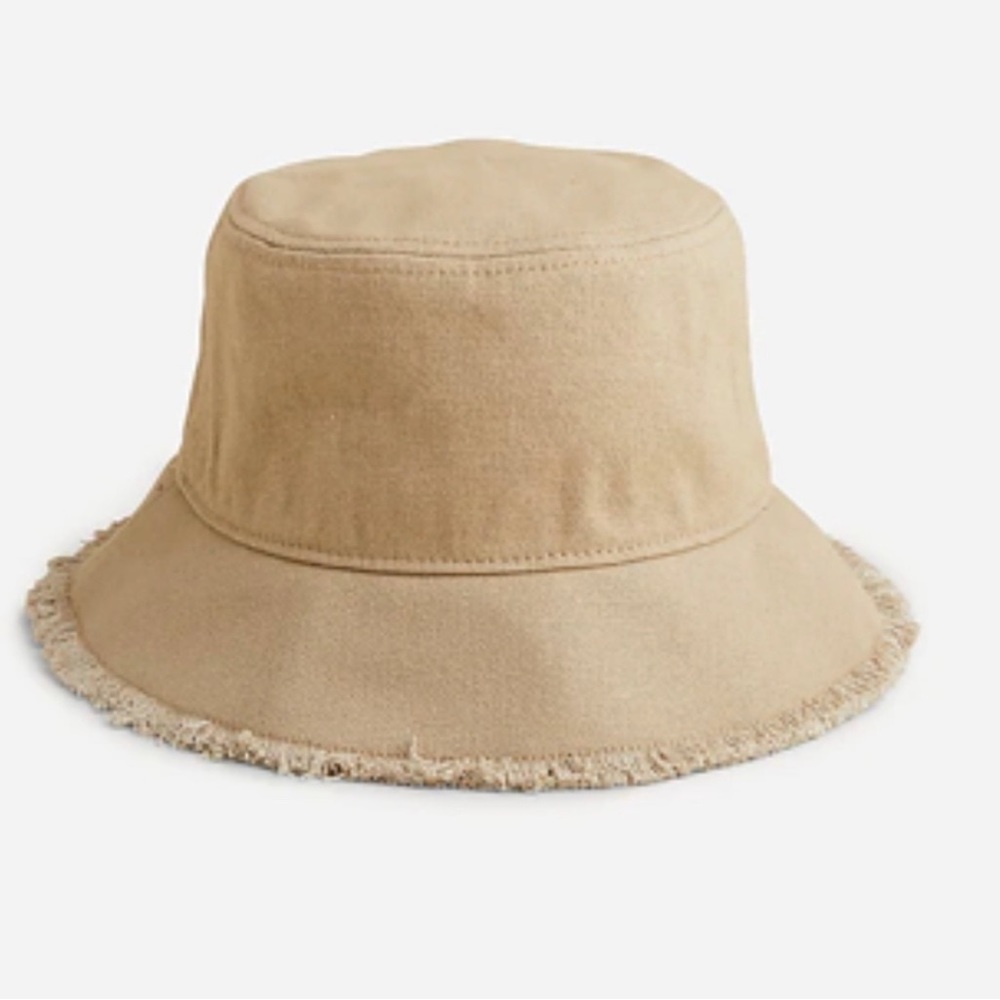 NWT Tan J. Crew Canvas Bucket Hat With Fringe size small/medium